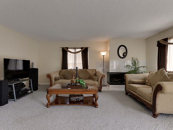 3rd image of 2704 Glen Loman Way