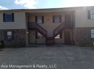 225 8th St SW APT 10, Decatur, AL 35601