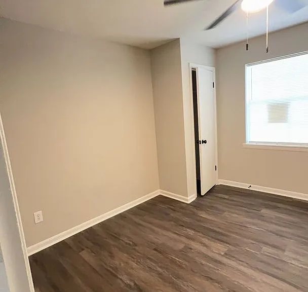 3134 Monterrey Sq — Photo 10