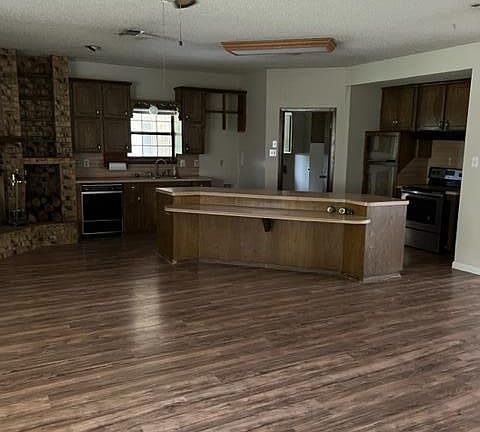 5th image of 4402 County Road 4528