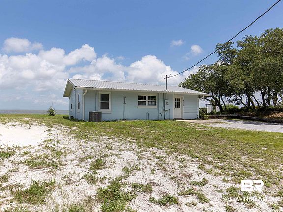 3rd image of 8719 State Highway 180