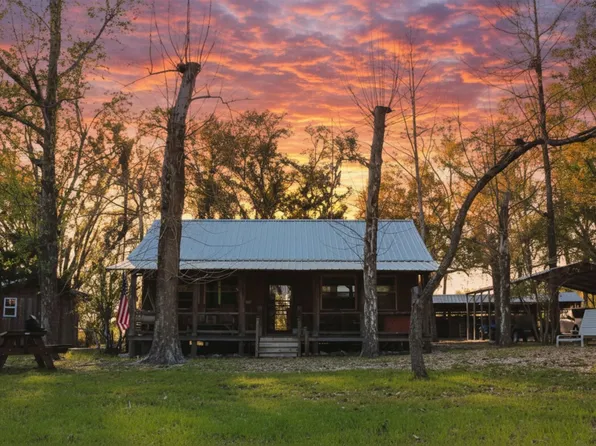 438 NE English Ivy Trl, Pinetta, FL 32350