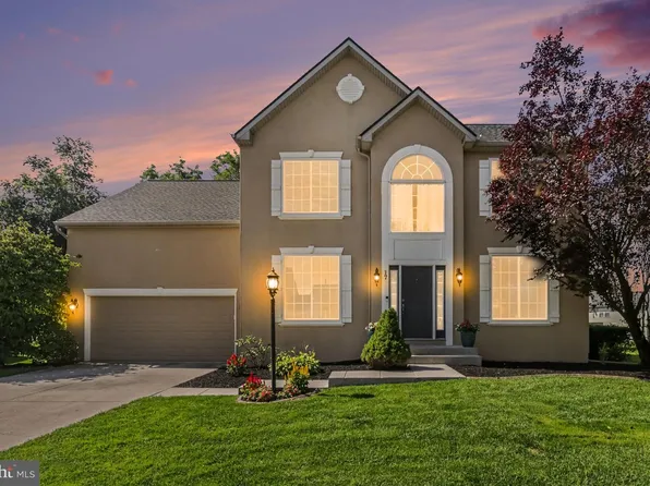 17 Ginger Dr, Mechanicsburg, PA 17050