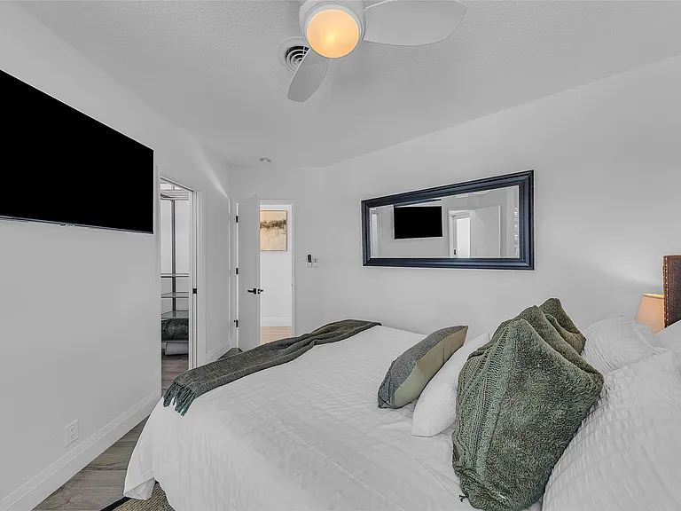 3108 NE 42nd Ct — Photo 49