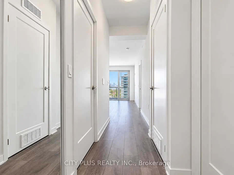 105 Oneida Cres #809