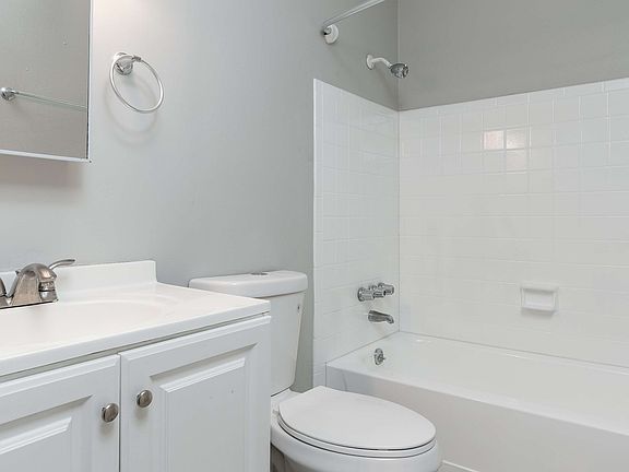 Updated Bathroom med