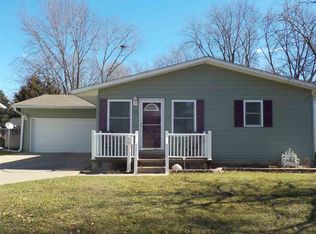 701 Highview Dr, Clinton, IA 52732