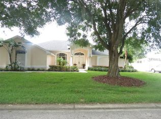 745 Hamilton Place Dr, Lakeland, FL 33813