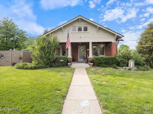 912 Adams St, Jefferson City, MO 65101