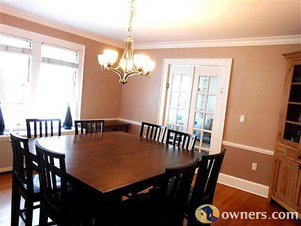 dining room: 15'x14'