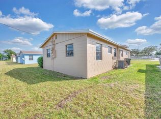 1710 Avenue L, Fort Pierce, FL 34950