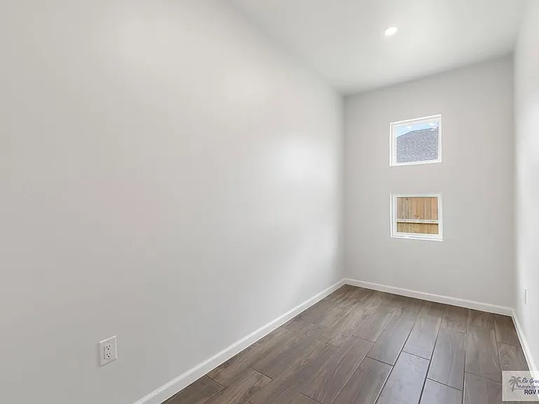 5612 Hedgerow Ct — Photo 17