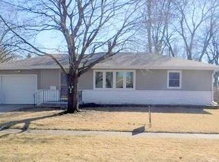 1305 SW Kenworthy Dr, Ankeny, IA 50023