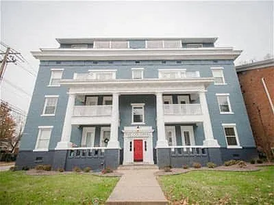 603 E Riverside Dr #G Photo 1