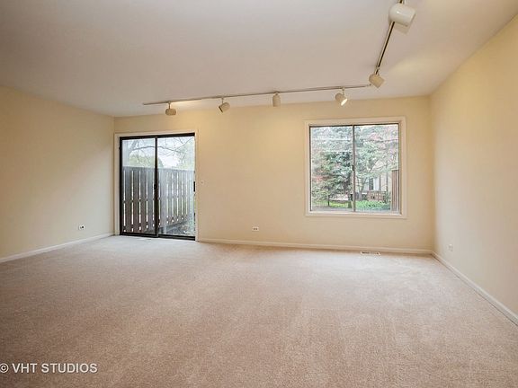 2nd image of 1450 Fairfax Ln