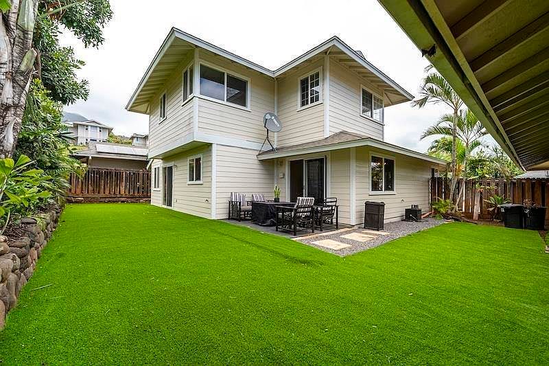 1st image of 85 Poniu Cir