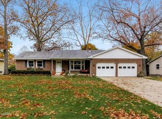 4813 Grenadier Dr SW, Wyoming, MI 49509