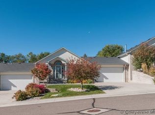 6208 Eagle View Ln, Cheyenne, WY 82009