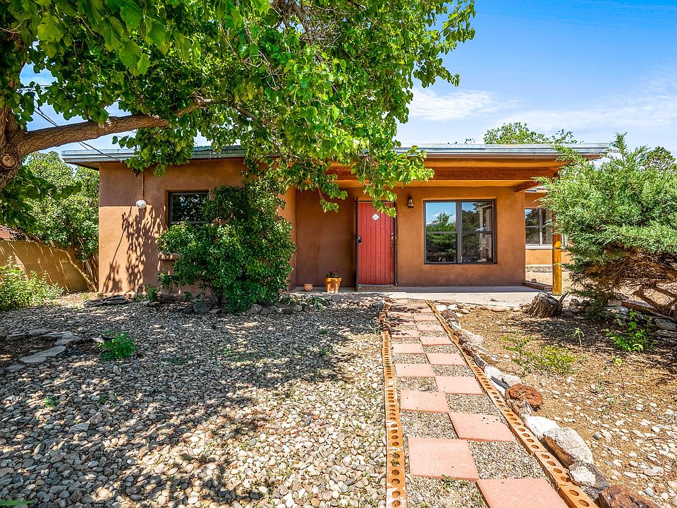 1st image of 725 Camino Santa Ana