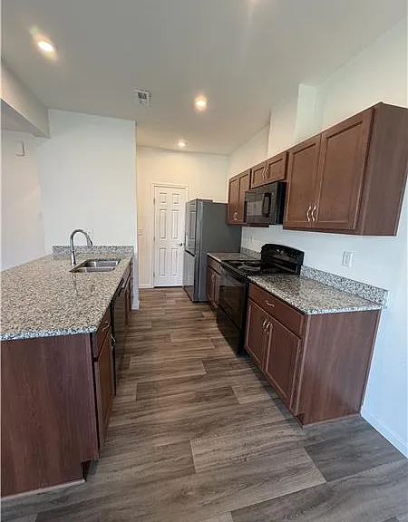4208 Aine Dr — Photo 8