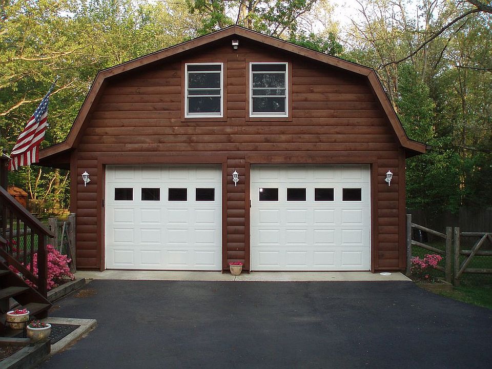 2nd image of 103 Fort Plains Rd
