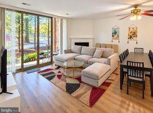 742 15th St S #1, Arlington, VA 22202