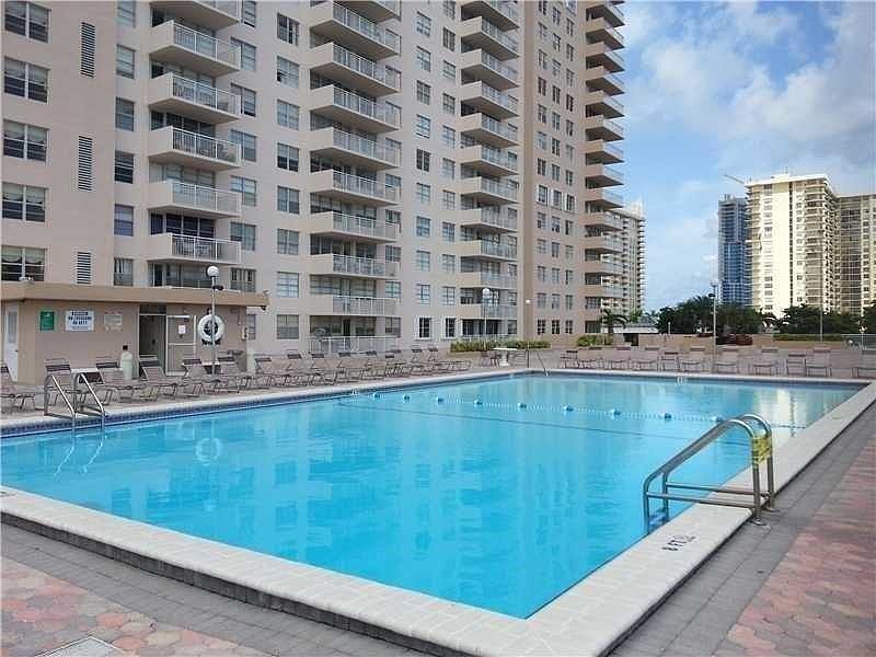1st image of 250 174th St APT 720