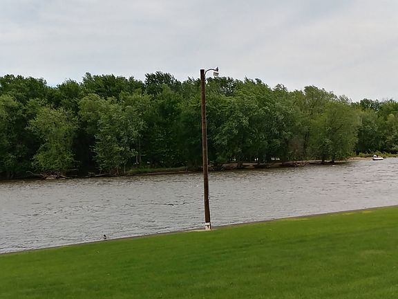 5th image of 6927 Bergstrom Dr