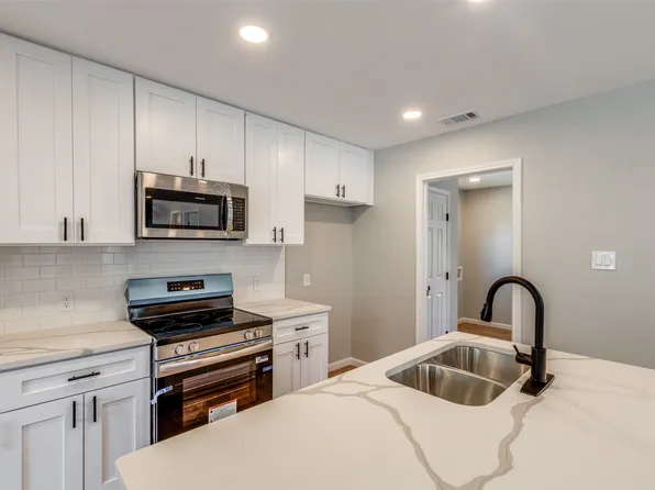 6601 Reeves St, Richland Hills, TX 76118