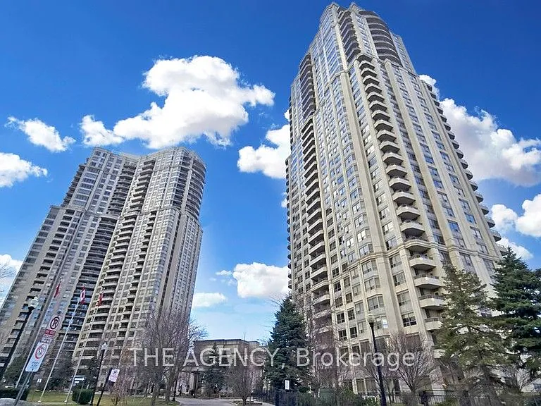 25 Kingsbridge Garden Cir #226 — Photo 1