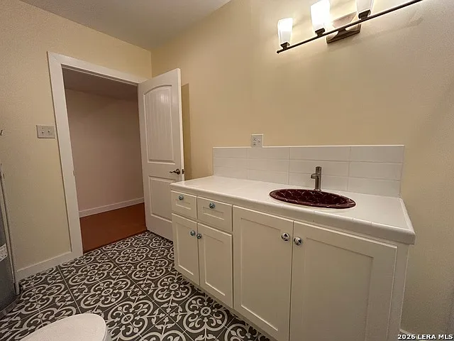 519 Fulton Ave #2 — Photo 10