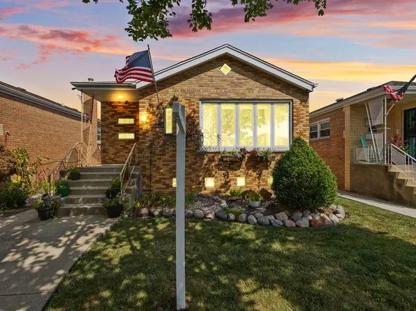 6045 S Narragansett Ave, Chicago, IL 60638