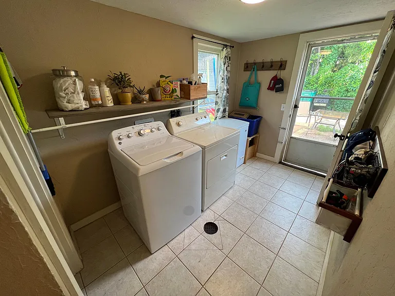 2620 Denniston Dr — Photo 21