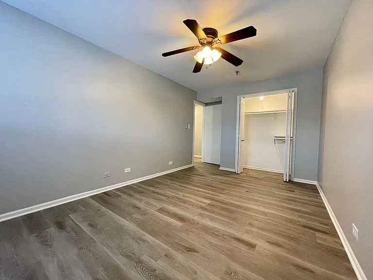 Renovated Apartment With In-Unit Washer-Dryer & Garage Parking! — Photo 12