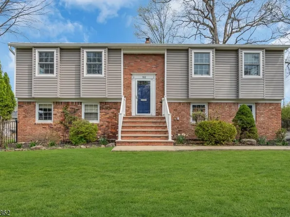 102 Hillcrest Dr, Wayne Twp., NJ 07470