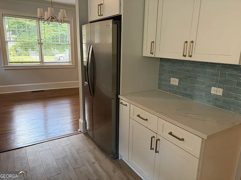 886 Vedado Way NE — Photo 3