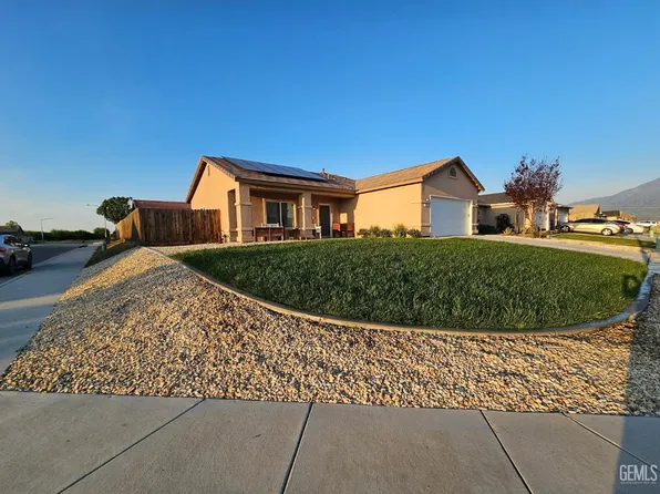 208 Bautista Ct, Arvin, CA 93203