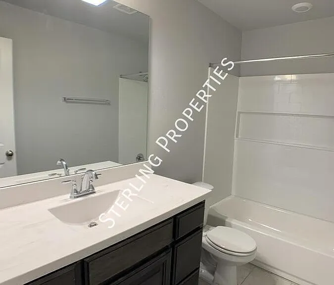 15720 Potomac Dr — Photo 17