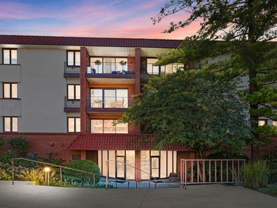 2046 Saint Johns Ave APT 3D, Highland Park, IL, 60035