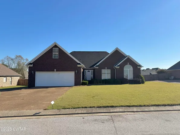 38 Hearthstone Cv, Jackson, TN 38305