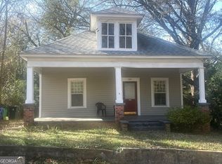 1084 3rd St, Stone Mountain, GA 30083