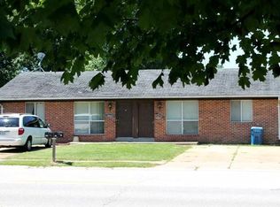 3021 Droste Rd, Saint Charles, MO 63301