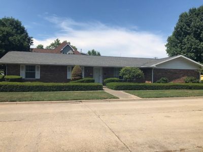 110 E Logan St, Arthur, IL, 61911
