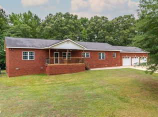 570 Hemphill Rd, Griffin, GA 30224