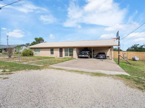 36 Langtry St, Comstock, TX 78837