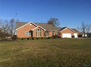 24723 Steinberger Rd, Defiance, OH 43512