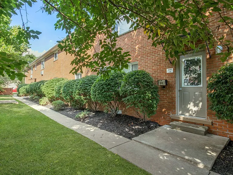 649 Maple Rd — Photo 21