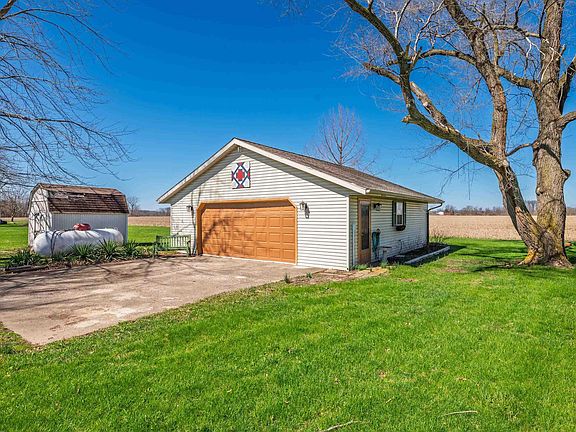 3rd image of 6904 W County Road 500 N