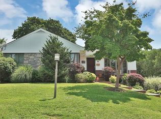 88 Mohawk Rd, Yonkers, NY 10710