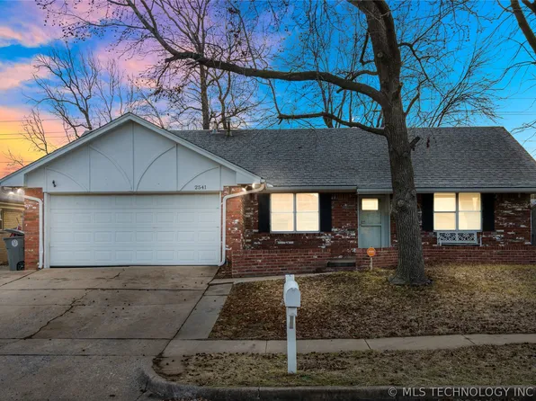2541 S 112th East Ave, Tulsa, OK 74129